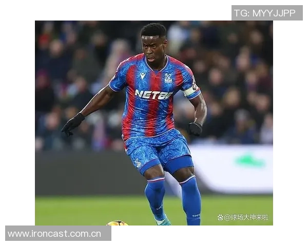 拜仁与切尔西争夺森林后卫穆里略明夏目标锁定格伊