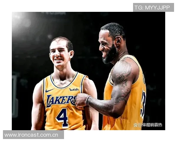 霍华德建议湖人留住卡鲁索和波普并签回考辛斯以增强夺冠实力